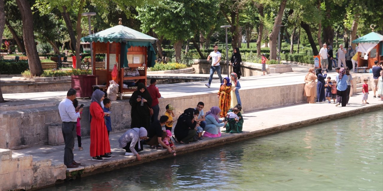 Şanlıurfa'da sıcak hava etkisini sürdürdü