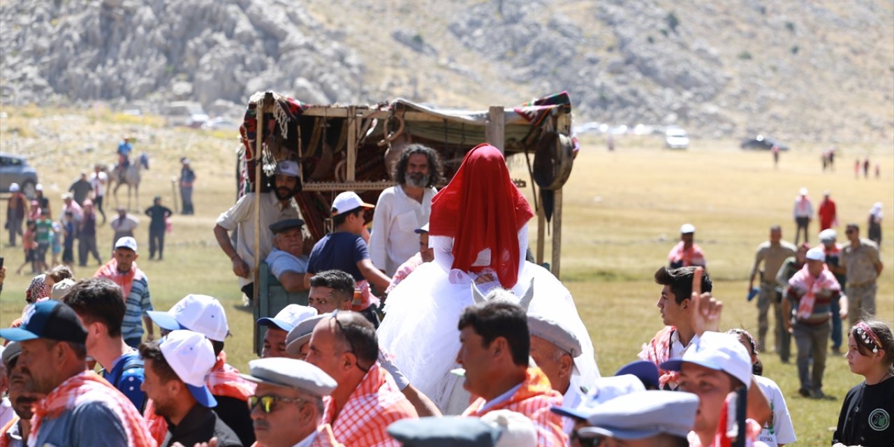 Kaş'ta "Yörük Şenliği" yapıldı