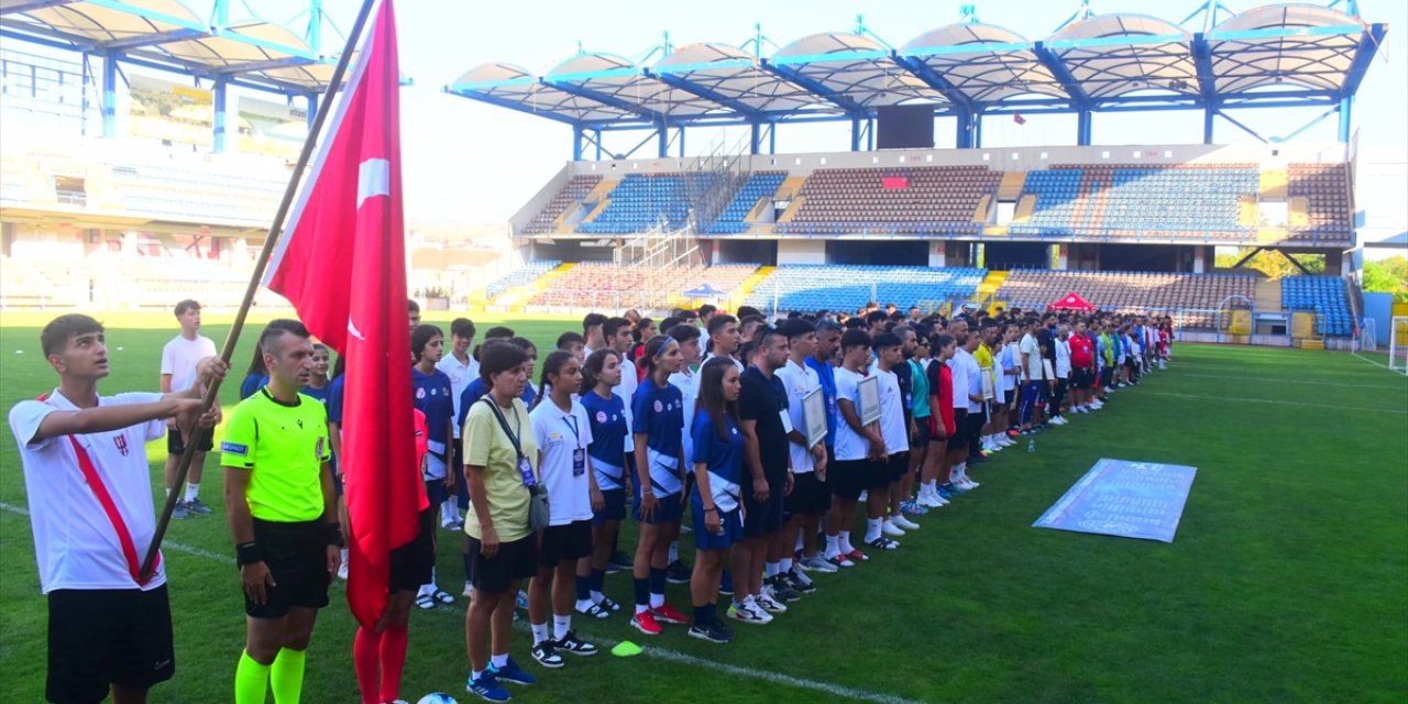 ANALİG Futbol Türkiye Birinciliği müsabakaları Karabük'te başladı