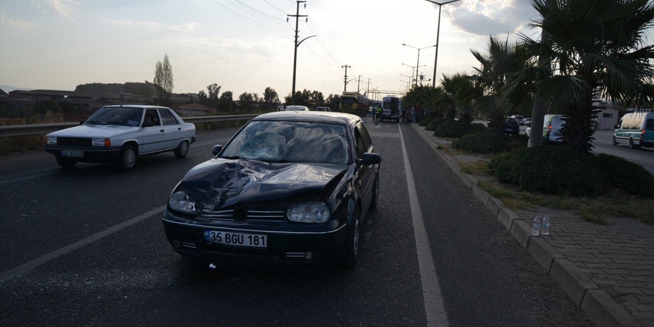 Manisa'da otomobilin çarptığı 72 yaşındaki kadın öldü