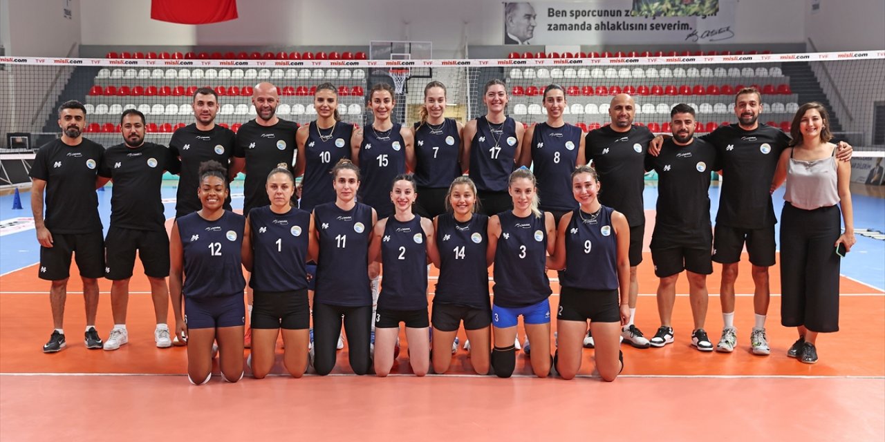 Çukurova Belediyesi Kadın Voleybol Takımı, sezona Avrupa hedefiyle başlıyor