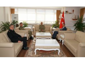 Korgeneral Sivri Sinop'ta füze test ve eğitim atışlarını izledi