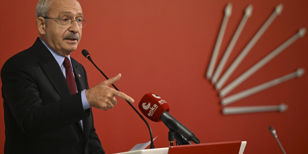 Kılıçdaroğlu, CHP Kadın Kollarının düzenlediği toplantıda konuştu: