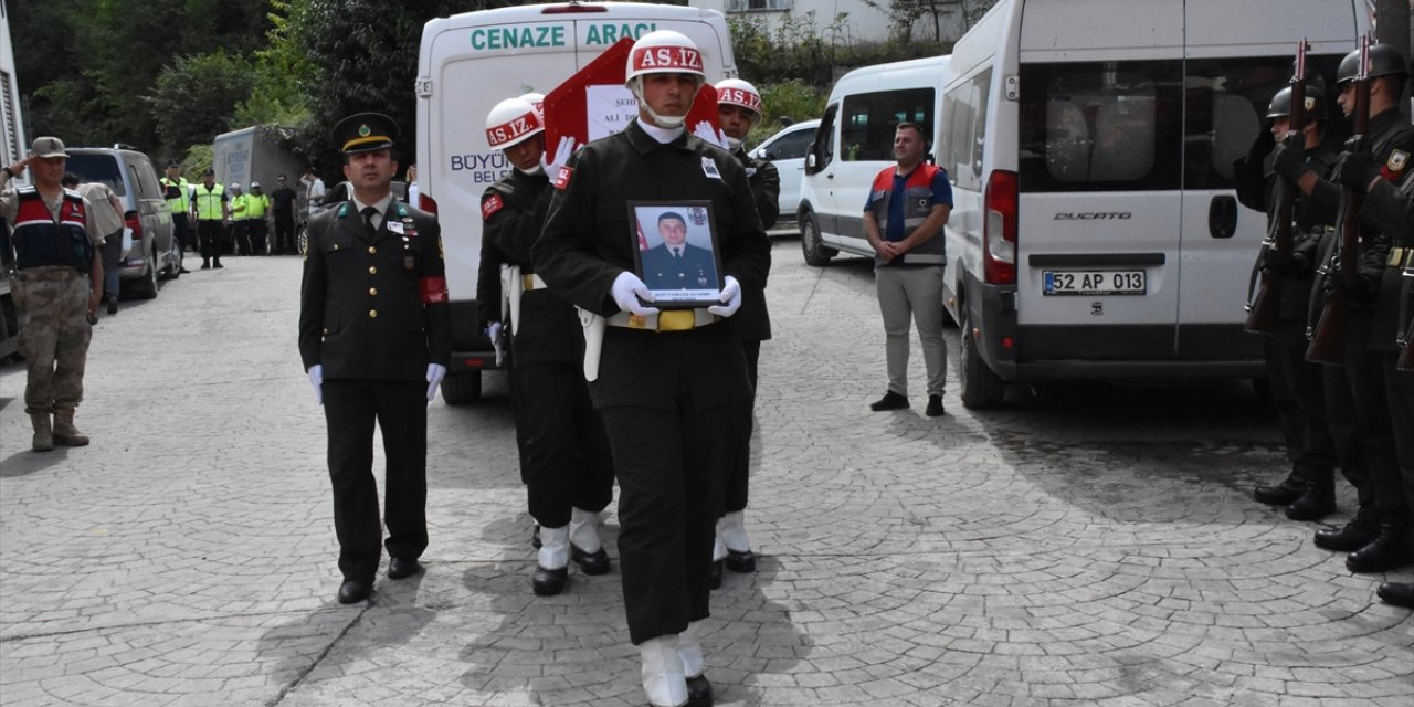 Şehit Piyade Uzman Çavuş Ali Demir'in cenazesi memleketi Ordu'ya gönderildi