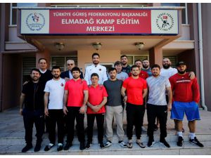 Serbest güreşçiler Ankara'da kampa girdi
