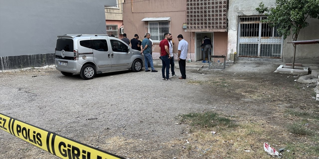 Adana'da ağabeyini öldüren, 4 akrabasını yaralayan şahıs intihar girişiminde bulundu