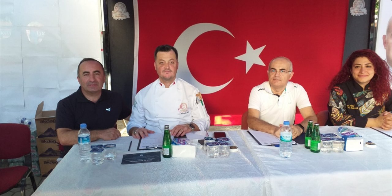 Çorum'da 4. Geleneksel İskilip Dolma, Turşu, Çilek Festivali başladı