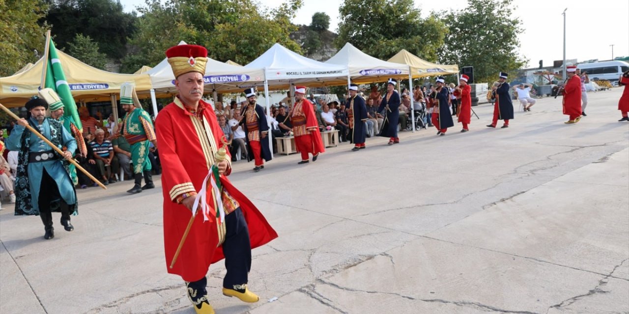 Kocaeli'de av sezonuna girmeye hazırlanan balıkçılar için tören düzenlendi