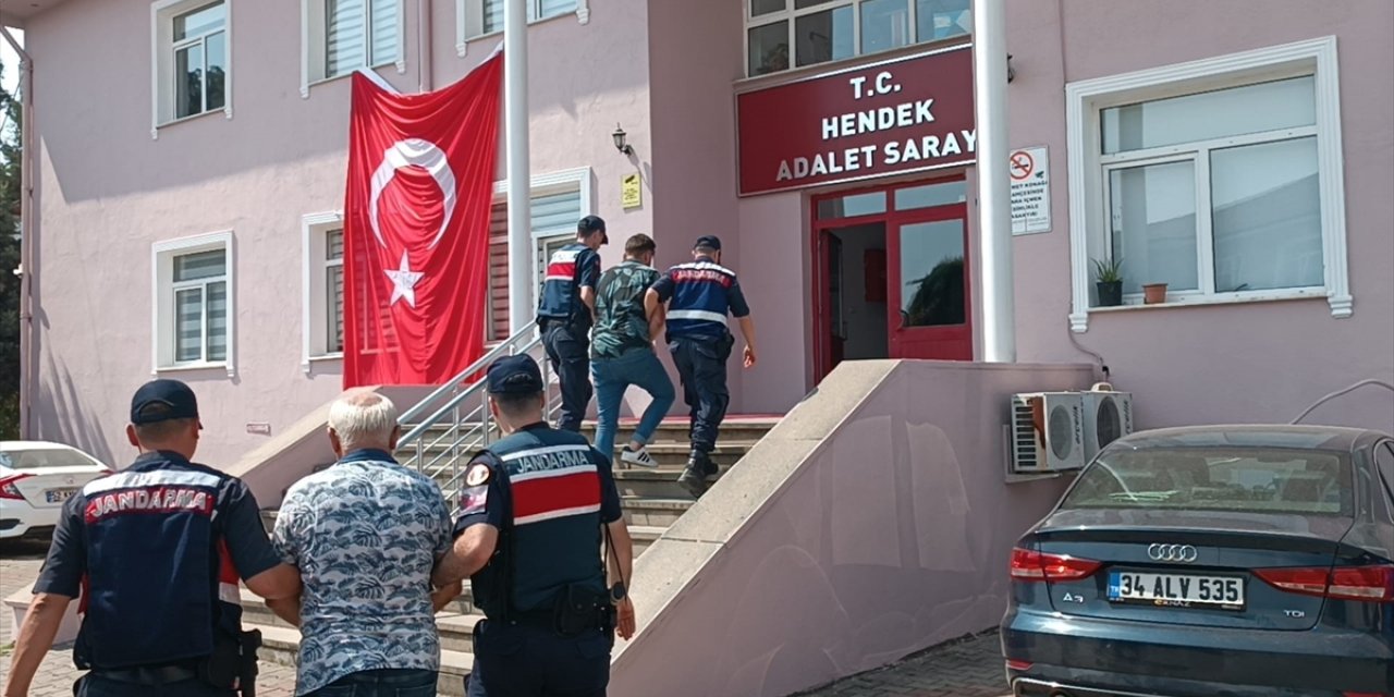 Sakarya'da musluk hırsızlığı iddiasıyla 2 şüpheli tutuklandı