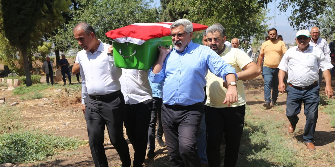 Eski Milletvekili Memet Pürdeloğlu, Hatay'da son yolculuğuna uğurlandı