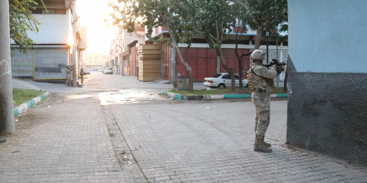 Şanlıurfa'da "kanunsuz silahlanmaya hayır" operasyonunda 57 şüpheli yakalandı