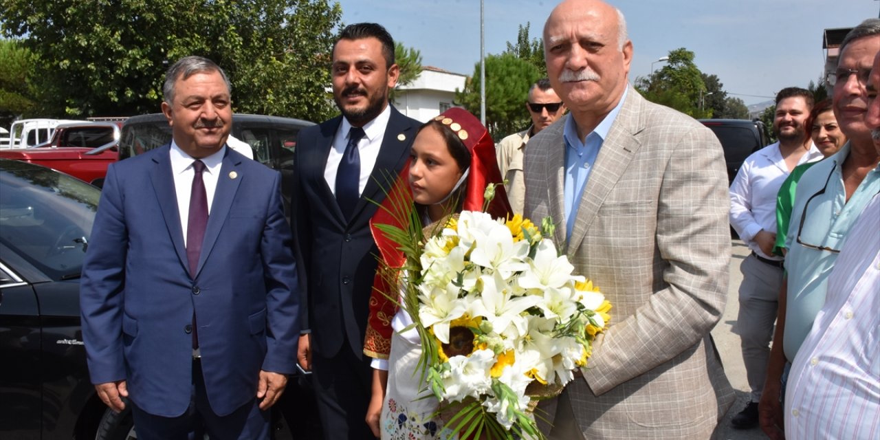 Türkiye Ziraat Odalar Birliği Başkanı Bayraktar Aydın'da incir hasadına katıldı