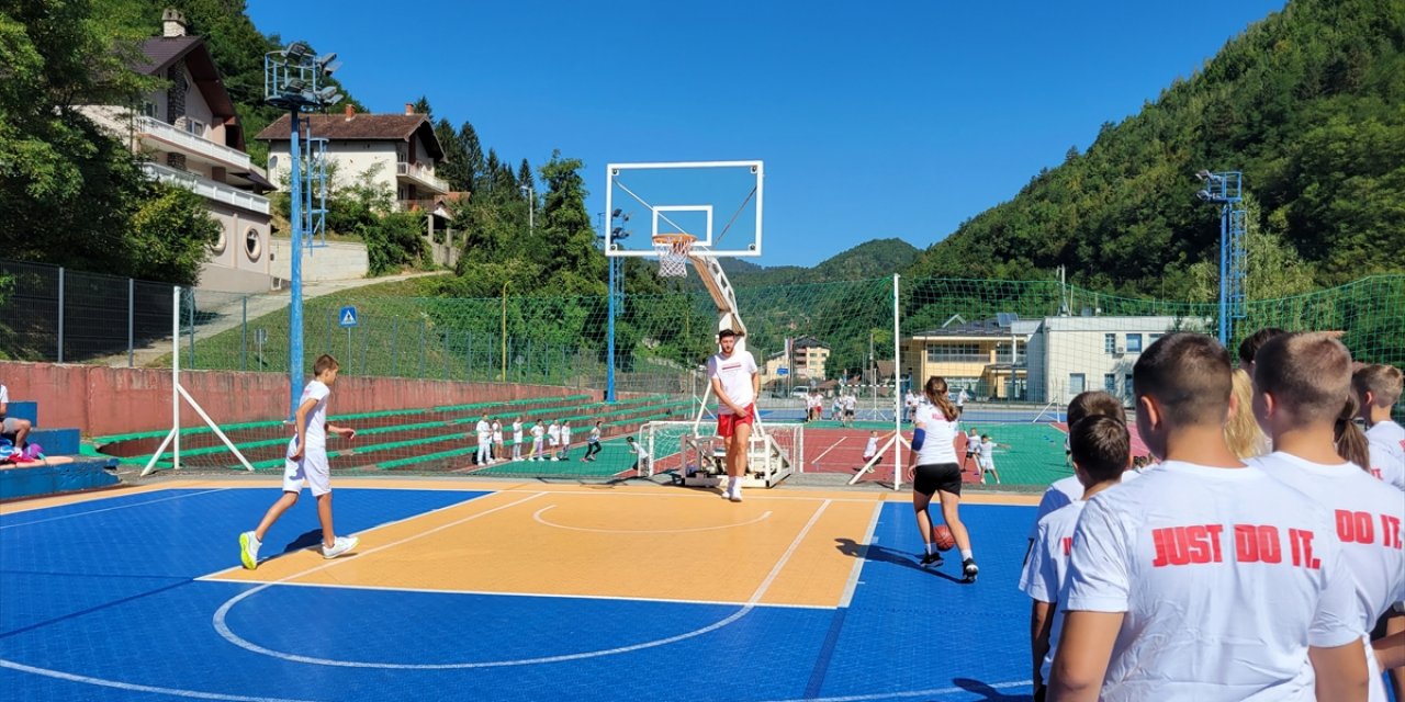 NBA'de forma giyen Bosna Hersekli basketbolcu Nurkic, ülkesinde kamp düzenledi