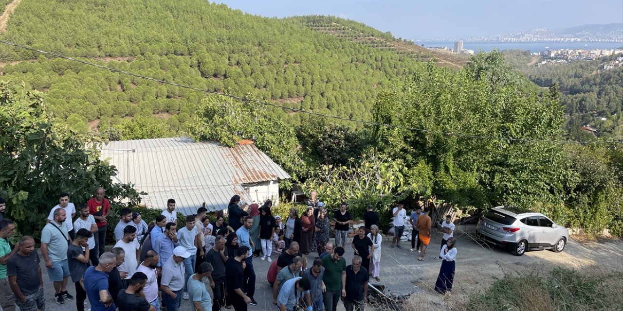 İzmir'de devrilen motosikletin sürücüsü öldü