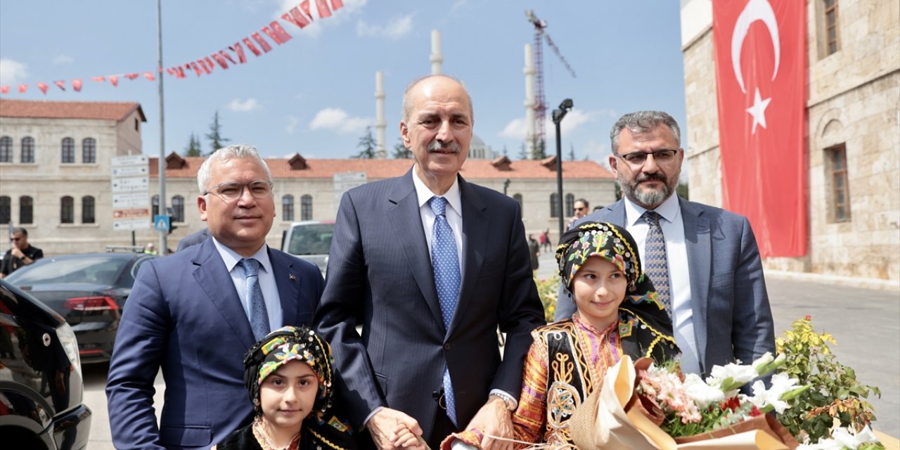 TBMM Başkanı Kurtulmuş, Sivas'ta ziyaretlerde bulundu