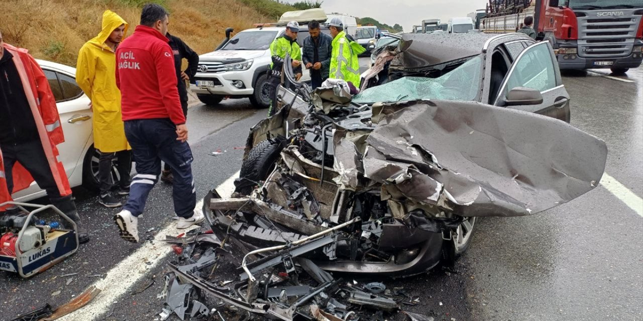 Bolu'da zincirleme trafik kazasında 4 kişi yaralandı