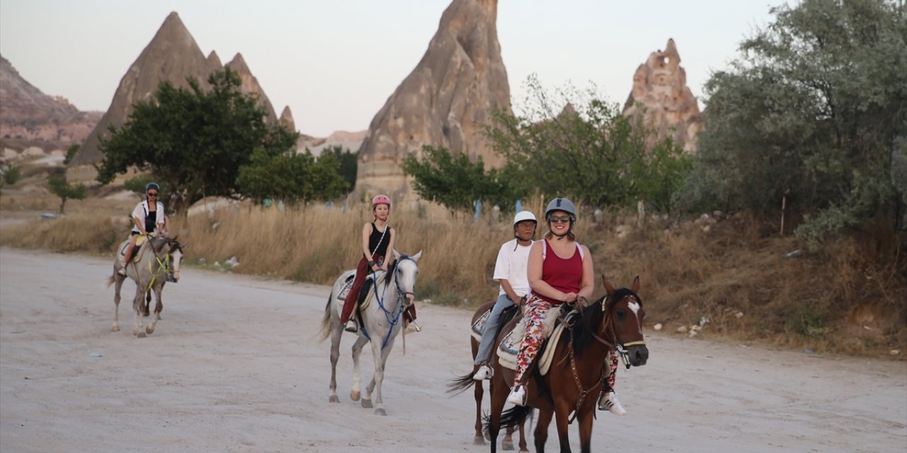 Kapadokya'daki müze ve ören yerlerini 8 ayda 3 milyondan fazla turist ziyaret etti