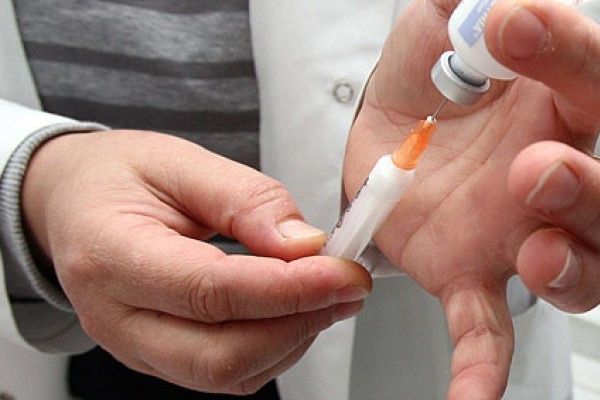 Kanada'dan Ebola aşısı önerisi