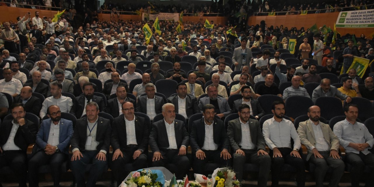 HÜDA PAR Genel Başkanı Yapıcıoğlu, Bursa'da ilçe kongresinde konuştu: