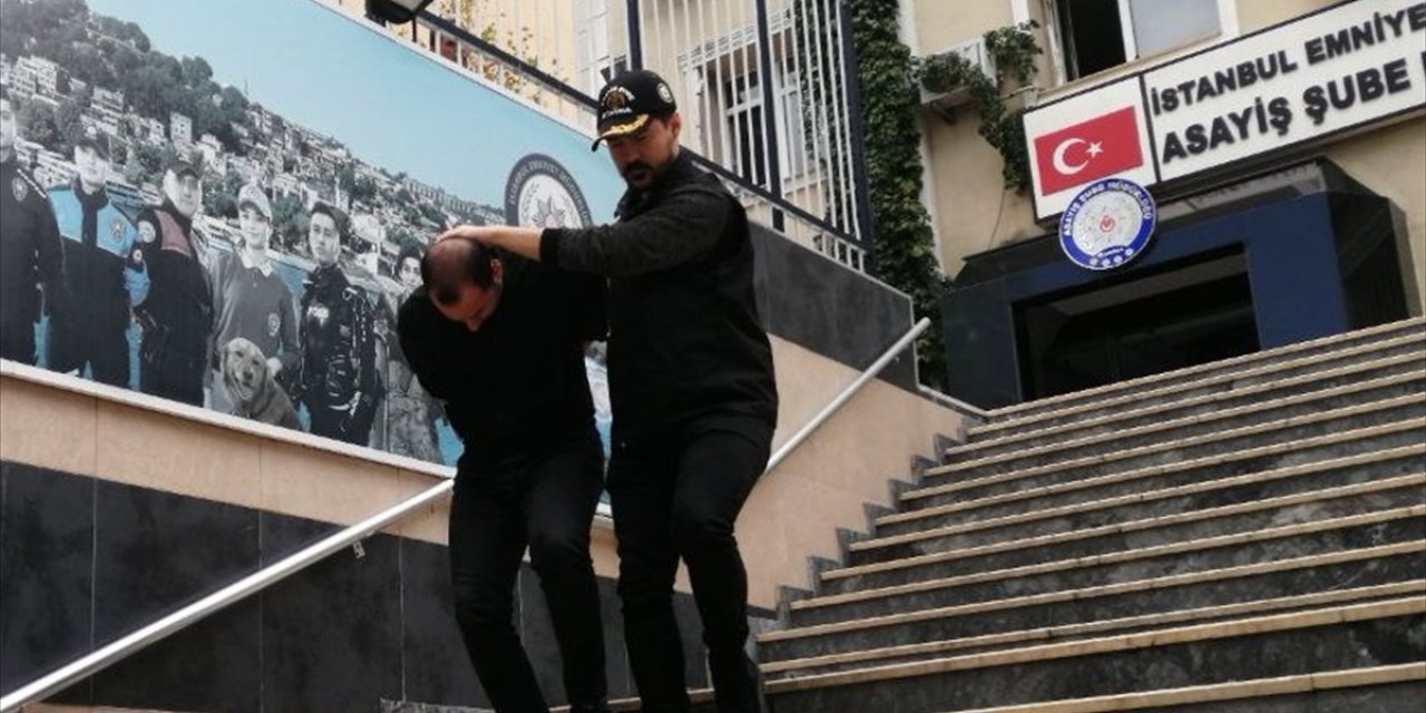 Küçükçekmece'de kendisini mimar olarak tanıtarak dolandırıcılık yapan şüpheli yakalandı