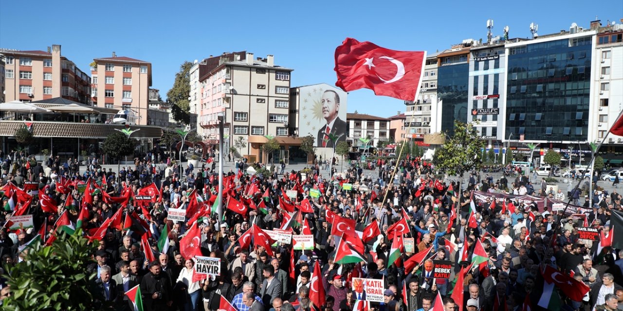 İsrail'in Filistin'e saldırıları Orta ve Doğu Karadeniz'de protesto edildi