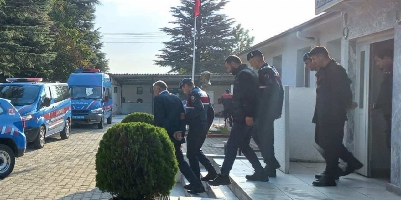 Eskişehir'de düğünde terör örgütü propagandasına 23 gözaltı