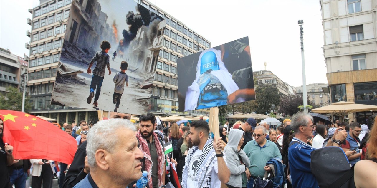 Sırbistan'da Filistin'e destek ve dayanışma gösterisi