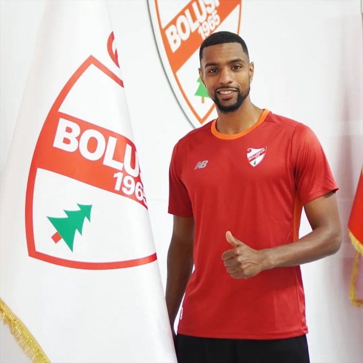 Boluspor 5 futbolcuyu renklerine bağladı