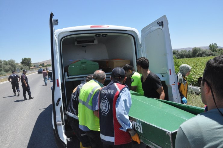 Yozgat'ta devrilen otomobilin sürücüsü yaşamını yitirdi