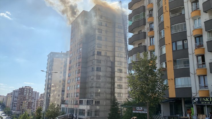 Kayseri'deki yangında 1 kişi öldü, 3 kişi dumandan etkilendi