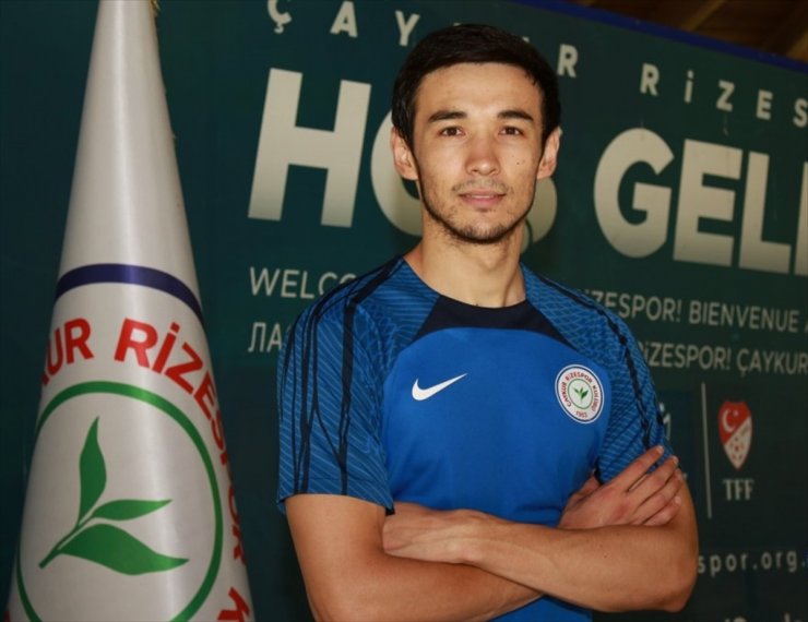 Çaykur Rizespor, Özbek futbolcu Khusniddin Alikulov'u transfer etti