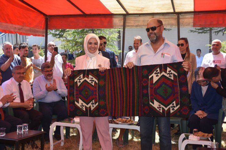 Aile ve Sosyal Hizmetler Bakanı Mahinur Özdemir Göktaş, Afyonkarahisar'da