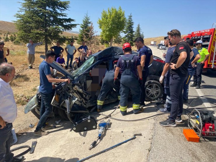 Konya'da cenaze dönüşü kaza yapan araçtaki 2 kişi öldü, 2 kişi yaralandı