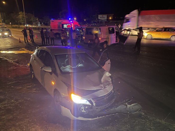 Bolu'daki trafik kazasında 2 kişi yaralandı