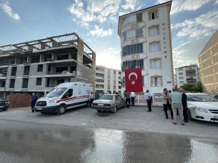 Pençe-Kilit Operasyonu bölgesinde şehit olan Altınbaş'ın Elazığ'daki ailesine acı haber verildi