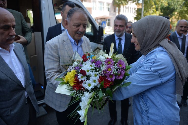 Bakan Özhaseki, Kahramanmaraş Kentsel Dönüşüm Toplu Temel Atma Töreni'nde konuştu: