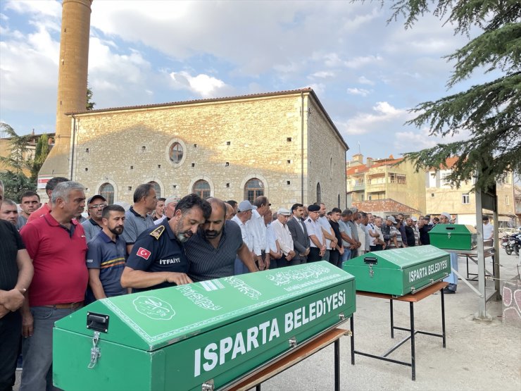 Isparta'da tartıştığı 4 kişiyi av tüfeğiyle öldüren zanlı tutuklandı