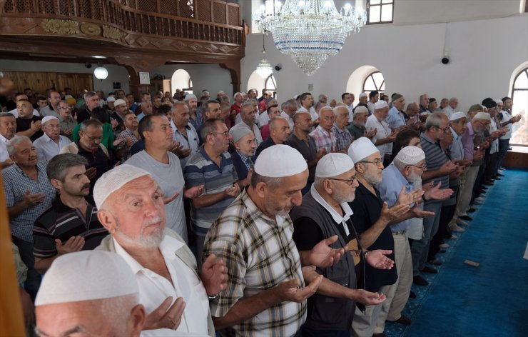 Sel felaketinin yaşandığı Bozkurt'ta hayatını kaybedenler anıldı