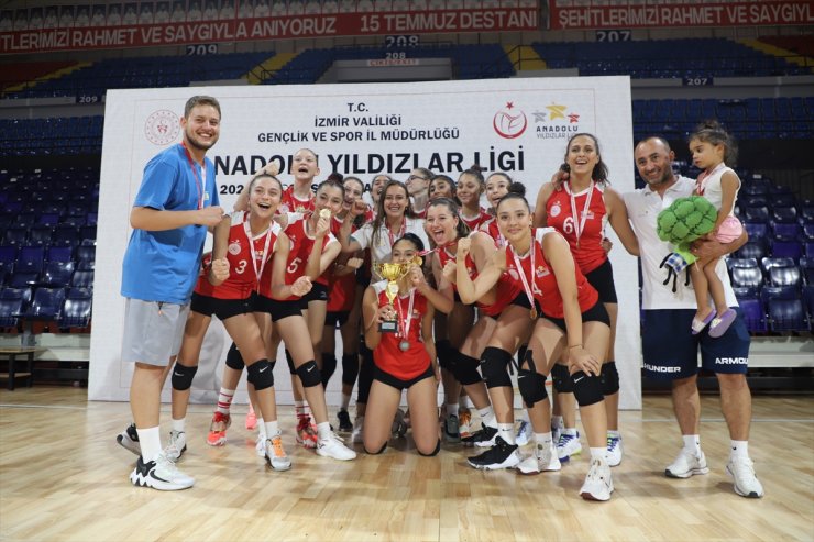 Anadolu Yıldızlar Ligi Voleybol Türkiye Birinciliği, İzmir'de tamamlandı