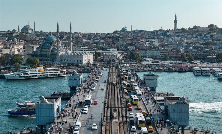 Galata Köprüsü'nde yenileme çalışmasının ilk etabı bu gece başlayacak