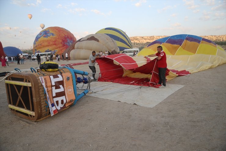 Kapadokya semaları figürlü balonlarla renklendi