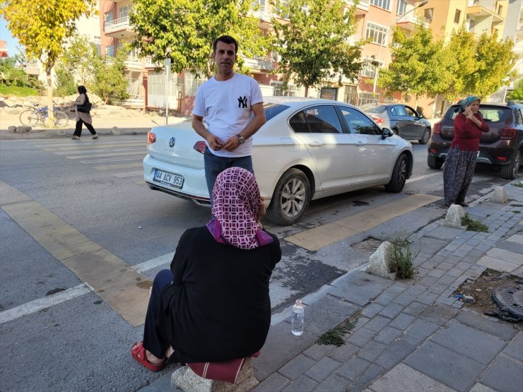 Malatya'da bir dakika arayla 4,8 ve 4,5 büyüklüğünde iki deprem meydana geldi