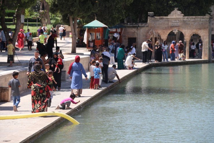 Şanlıurfa'da sıcak hava etkisini sürdürdü