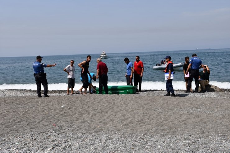 Hatay'da denize giren kişi boğuldu