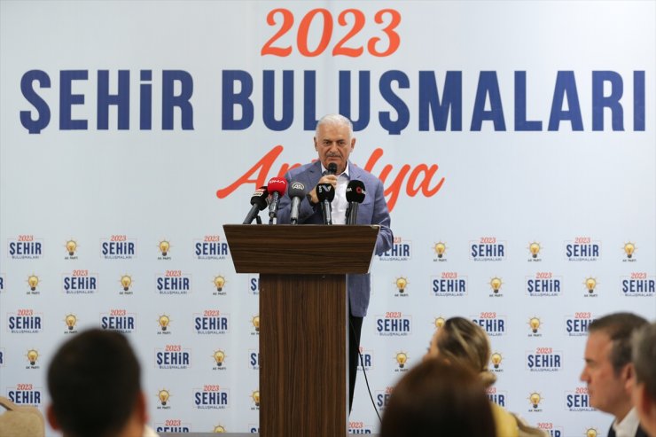 AK Parti Genel Başkanvekili Yıldırım, Antalya'da tarım sektörü temsilcileriyle buluştu: