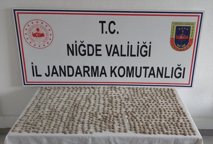 Niğde'de tarihi eser operasyonunda 978 obje ele geçirildi