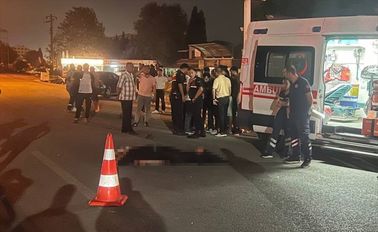 Yalova'da otomobilin çarptığı kişi öldü