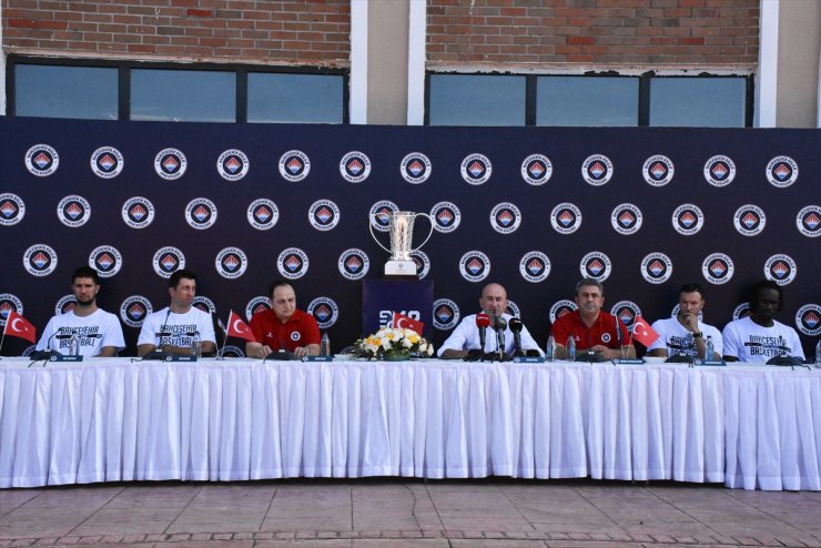 Bahçeşehir Koleji Basketbol Takımı, yeni sezon açılışını Ordu'da yaptı