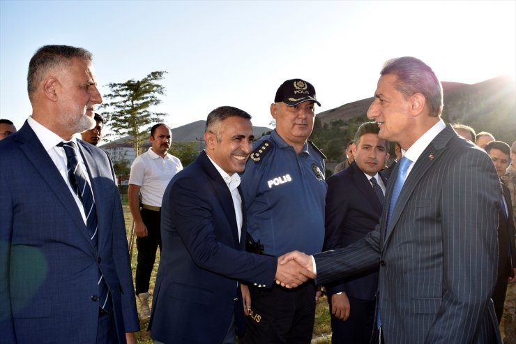 Bitlis Valiliğine atanan Karaömeroğlu göreve başladı