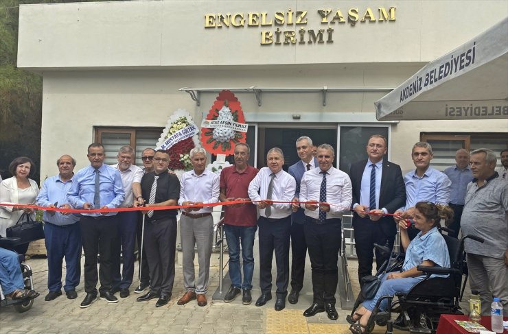 Mersin'de görme engelli öğrenciler iş hayatına e-ticaret projesiyle atılacak